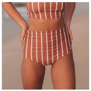 Only worn once. Lovely bottom piece, high waisted.